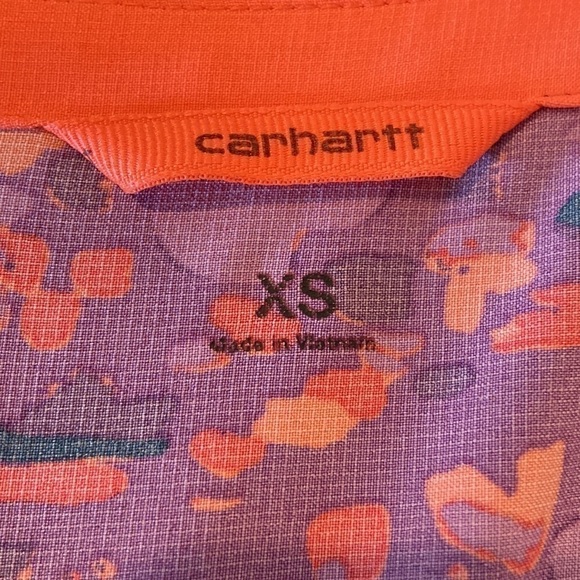 Carhartt Force Purple Patterned Scrub Top with Pockets - Picture 6 of 6